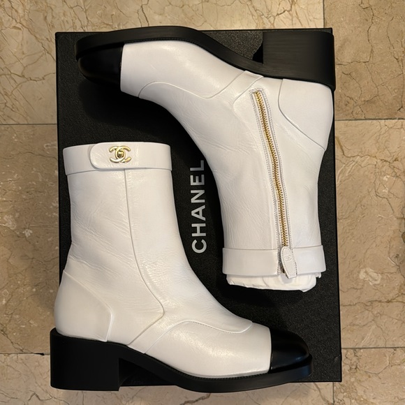 CHANEL booties - Picture 3 of 5